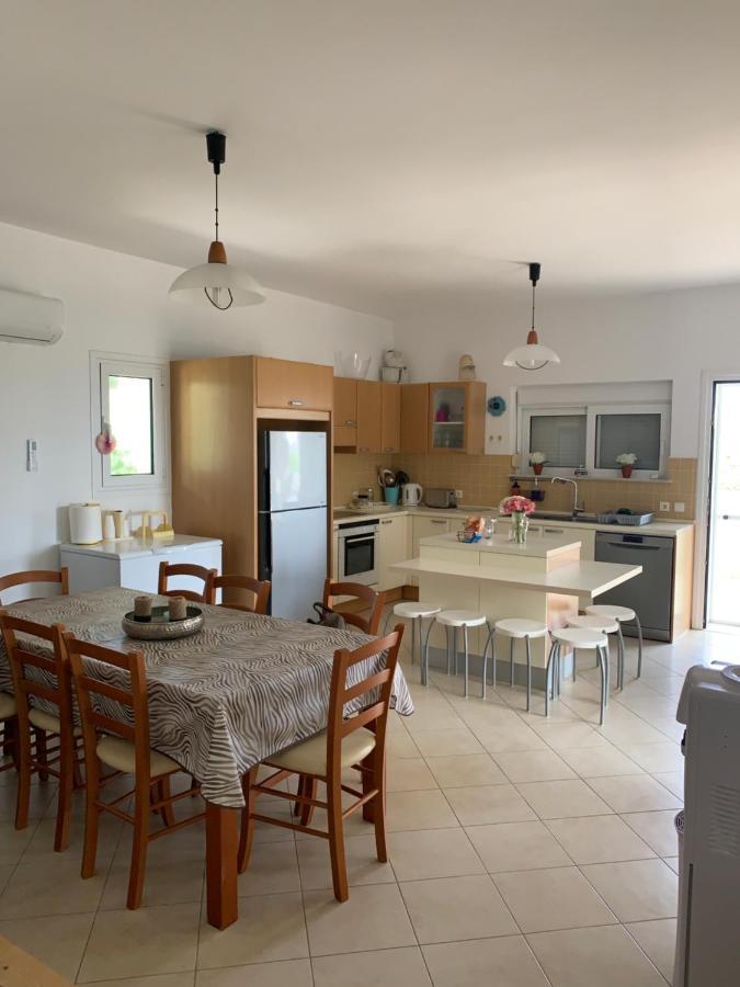 Melita Seafront Vila *