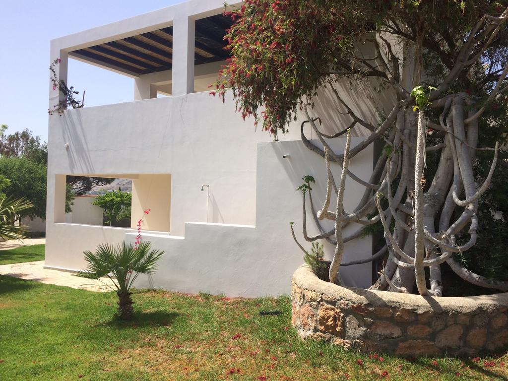 Melita Seafront Villa Pefki