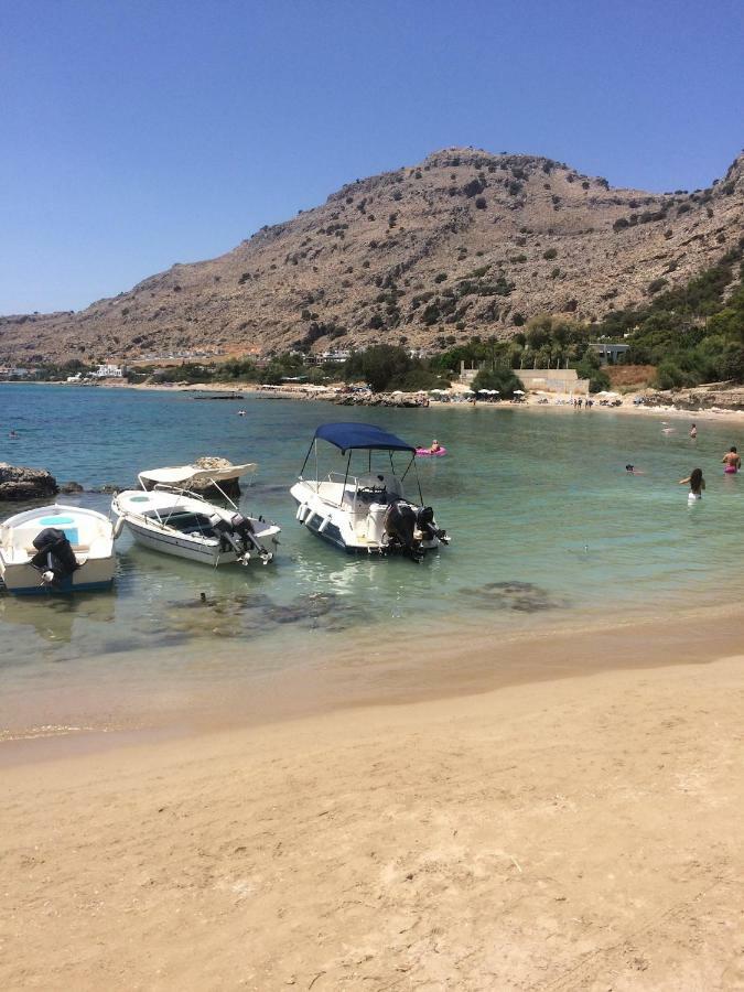 Melita Seafront Villa Pefki